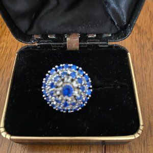 Blue crystal stone ring